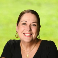 Janelle Bourne